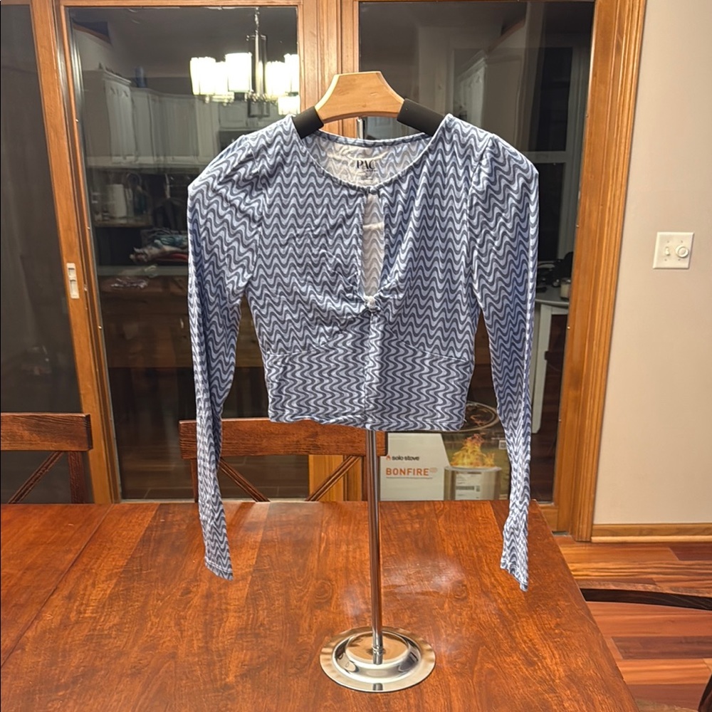 PacSun Blue Zigzag Long Sleeve Top